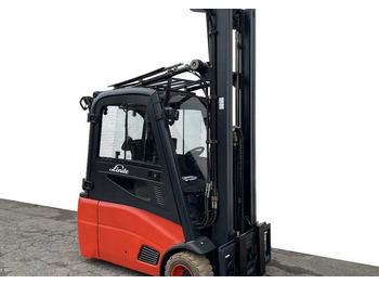 Електричен вилушкар LINDE E18