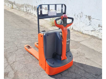 Вилушкар за палети LINDE T16