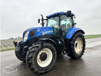 Трактор NEW HOLLAND T7.210