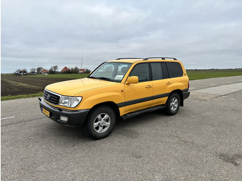 SUV TOYOTA Land Cruiser