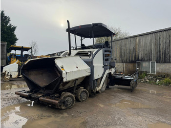 Асфалтен поплочувач AMMANN