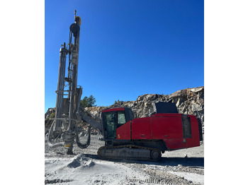 Машина за бушење EPIROC