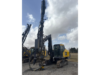 Машина за бушење EPIROC