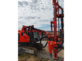 Машина за бушење SANDVIK