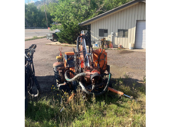 Машина за бушење TAMROCK