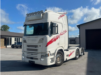 Камион влекач SCANIA R