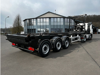 Транспортер на контејнер/ Полуприколка со променливо тело