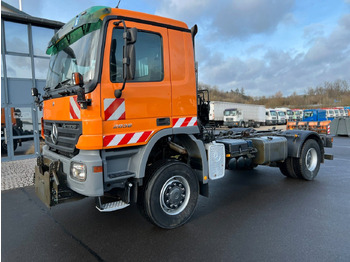 Камион со кабинска шасија MERCEDES-BENZ Actros 2036