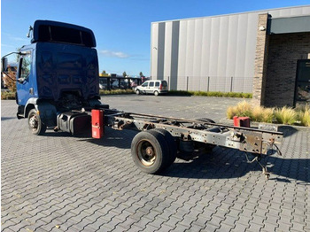 Камион со кабинска шасија DAF LF 220 FA45.220 LF: слика 4
