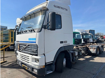 Камион со кабинска шасија VOLVO FH12 380