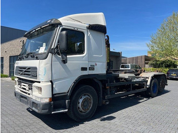 Камион со кабинска шасија VOLVO FM12 420