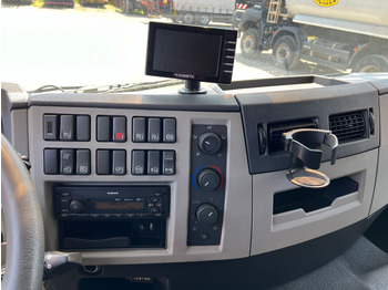 Камион ладилник VOLVO (S) Truck FE 320 Kühlkoffer LBW Thermokin T 1200R: слика 2 Камион ладилник VOLVO (S) Truck FE 320 Kühlkoffer LBW Thermokin T 1200R: слика 2