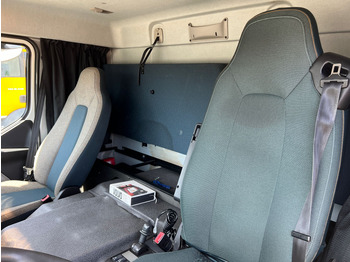 Камион ладилник VOLVO (S) Truck FE 320 Kühlkoffer LBW Thermokin T 1200R: слика 3 Камион ладилник VOLVO (S) Truck FE 320 Kühlkoffer LBW Thermokin T 1200R: слика 3