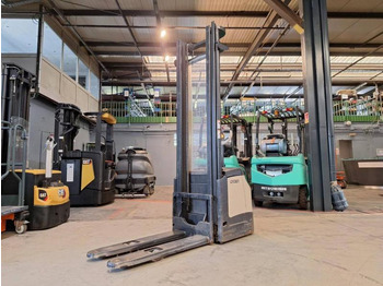 Лизинг на Crown ES4000-1.6 Crown ES4000-1.6: слика 2