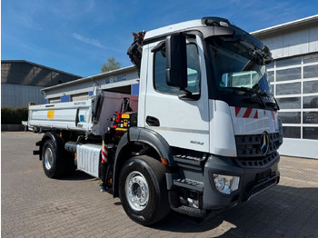 Камион со кран MERCEDES-BENZ Arocs 1832