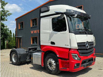 Камион влекач MERCEDES-BENZ Actros 1846