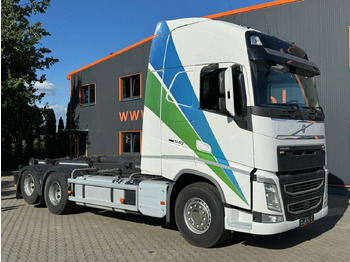 Камион со кука за подигање VOLVO FH 540