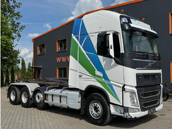 Камион со кука за подигање VOLVO FH 540