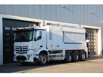 Вакуумски камион MERCEDES-BENZ Arocs 3251