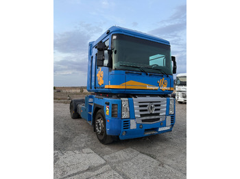 Камион влекач RENAULT Magnum 440