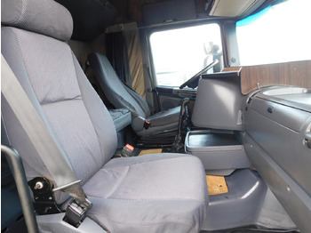 Камион влекач Scania R420: слика 5