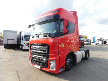 Камион влекач FORD