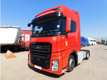 Камион влекач FORD