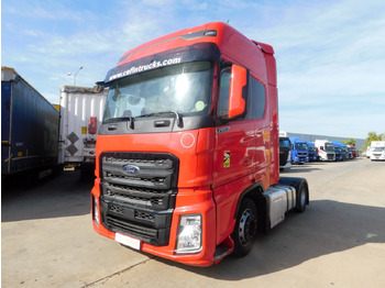 Камион влекач FORD