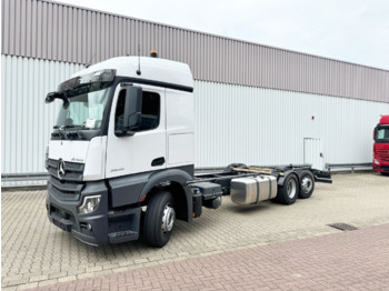 Камион со кабинска шасија MERCEDES-BENZ Actros 2545