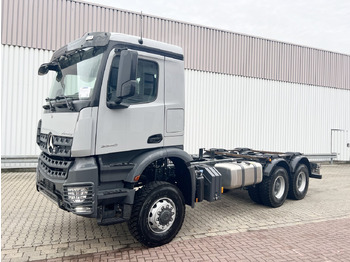 Камион со кабинска шасија MERCEDES-BENZ Arocs