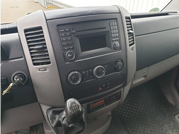 Товарно комбе Mercedes-Benz Sprinter 313 KA 4x2 Sprinter 313 KA 4x2: слика 2