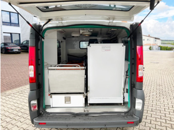 Амбулантно возило Renault Trafik 2.0 dCi115 4x2 Trafik 2.0 dCi115 4x2, Krankentransporter: слика 2 Амбулантно возило Renault Trafik 2.0 dCi115 4x2 Trafik 2.0 dCi115 4x2, Krankentransporter: слика 2