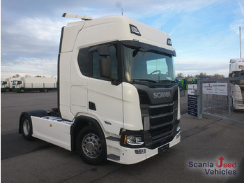 Камион влекач SCANIA R 460