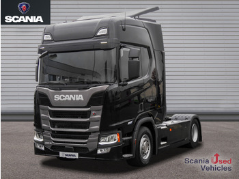 Камион влекач SCANIA R 460