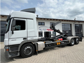 Камион со кука за подигање MERCEDES-BENZ Actros 2544