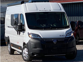 Кампер комбе SUNLIGHT Cliff Camper Van