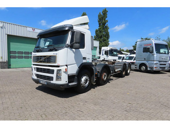 Камион со кабинска шасија VOLVO FM 380