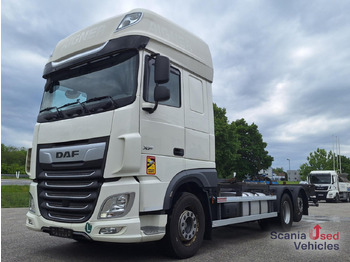 Транспортер на контејнер/ Камион со променливо тело DAF XF 480