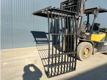 Кабина и ентериер CATERPILLAR