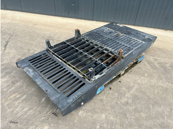 Кабина и ентериер CATERPILLAR