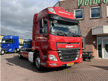 Транспортер на контејнер/ Камион со променливо тело DAF CF 290