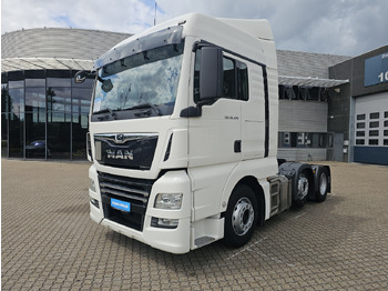 Камион влекач MAN TGX