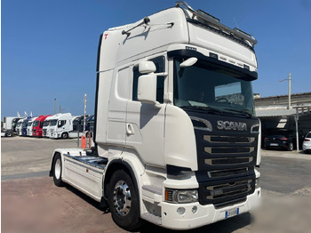 Камион влекач SCANIA R 560