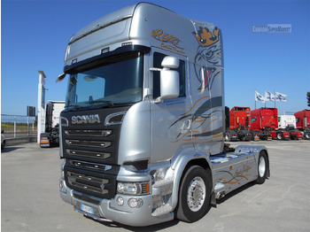 Камион влекач SCANIA R 580