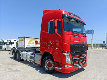 Транспортер на контејнер/ Камион со променливо тело VOLVO FH 500