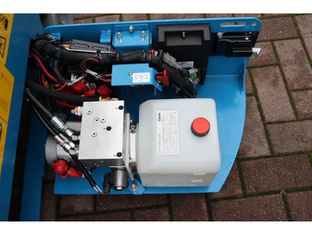 Кревач ножица Genie GS1330M All-Electric DC Drive, 5.9m Working Height: слика 4 Кревач ножица Genie GS1330M All-Electric DC Drive, 5.9m Working Height: слика 4