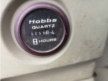 Багер на тркала HYUNDAI 210: слика 4 Багер на тркала HYUNDAI 210: слика 4