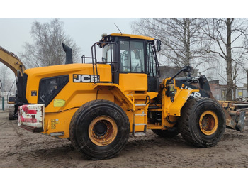 Натоварувач на тркала JCB 457