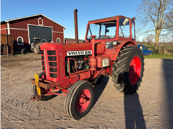 Трактор VOLVO