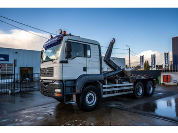 Камион со кука за подигање MAN TGA 33.430